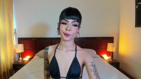 Snapshot of _mizuki chatting on 01-28-25, 06:17 mizuki online show from 01-28-25, 06:17