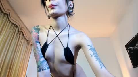 Snapshot of _mizuki chatting on 02-19-25, 05:38 mizuki online show from 02-19-25, 05:38