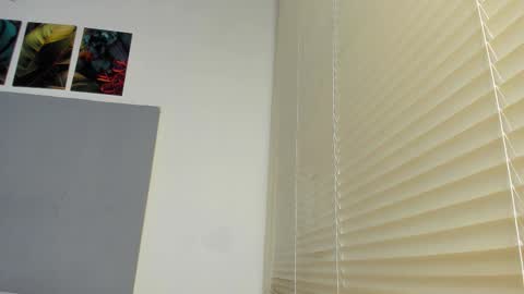 _molly_rosse_ online show from 12-02-25, 12:10