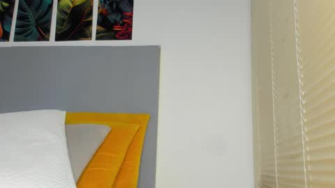 Snapshot of _molly_rosse_ chatting on 01-17-26, 12:21 _molly_rosse_ online show from 01-17-26, 12:21