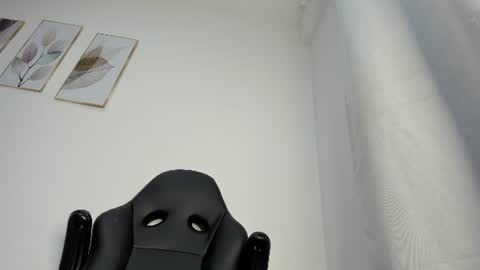 Snapshot of _molly_rosse_ chatting on 06-16-26, 11:57 _molly_rosse_ online show from 06-16-26, 11:57