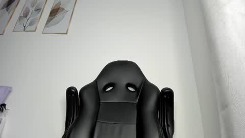 Snapshot of _molly_rosse_ chatting on 07-13-26, 12:08 _molly_rosse_ online show from 07-13-26, 12:08