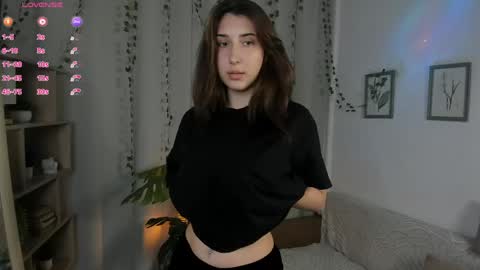 Snapshot of _monnytoon_ chatting on 05-22-26, 05:29 Eva online show from 05-22-26, 05:29