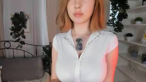 Snapshot of _monnytoon_ chatting on 06-17-26, 03:02 Eva online show from 06-17-26, 03:02