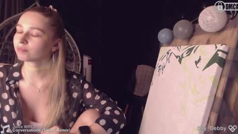 Debby  online show from 03-04-25, 07:43