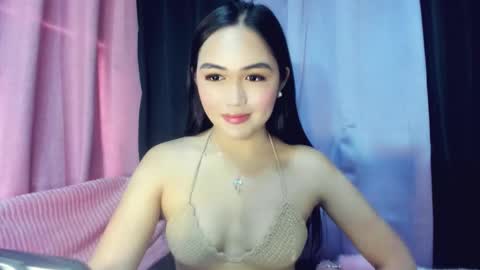 Snapshot of _myholyhole69_ chatting on 01-06-26, 08:07 monica online show from 01-06-26, 08:07