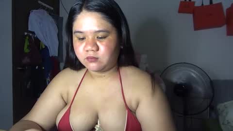 Snapshot of _natalieey chatting on 04-29-26, 03:27 nics online show from 04-29-26, 03:27
