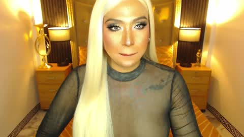 Snapshot of _natashacooper_ chatting on 04-09-26, 06:19 _natashacooper_ online show from 04-09-26, 06:19
