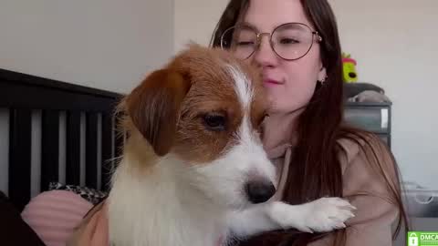 Mia with a big heart  online show from 03-10-25, 06:05