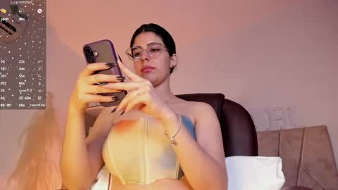 Niah  You can call me Ni or cutie haha online show from 02-06-25, 12:54