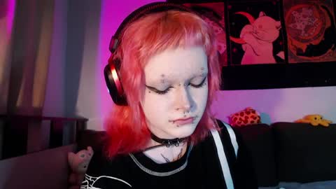 Nicole online show from 06-05-26, 11:21