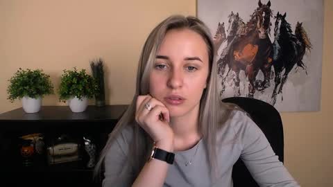 Nica online show from 04-01-26, 01:41