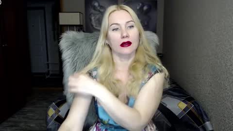 Snapshot of _night_fantasy_ chatting on 12-05-24, 04:23 Donella online show from 12-05-24, 04:23