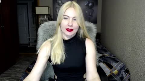 Snapshot of _night_fantasy_ chatting on 02-03-25, 09:29 Donella online show from 02-03-25, 09:29