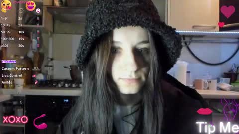 Nika online show from 01-31-25, 08:43