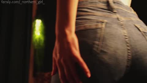 Snapshot of _northern_girl_ chatting on 12-28-24, 12:45 Lady Jess from house of Dragonborns online show from 12-28-24, 12:45