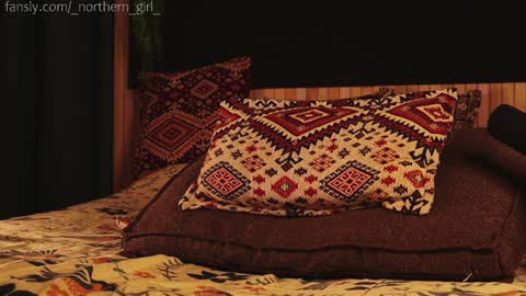 Snapshot of _northern_girl_ chatting on 12-28-24, 03:48 Lady Jess from house of Dragonborns online show from 12-28-24, 03:48