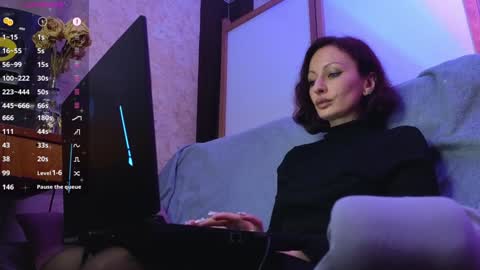 Snapshot of _owner_ chatting on 12-27-24, 06:10 The Supreme Goddess Rose online show from 12-27-24, 06:10