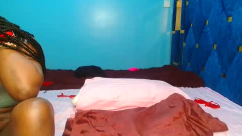 Snapshot of _peach_p chatting on 03-03-25, 12:05 Peach online show from 03-03-25, 12:05