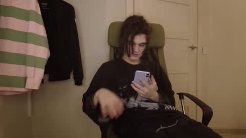 Willie online show from 03-15-26, 07:20