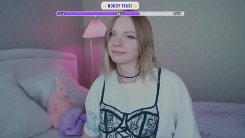 Snapshot of _penisflytrap_ chatting on 03-16-26, 05:44 Viktoria online show from 03-16-26, 05:44