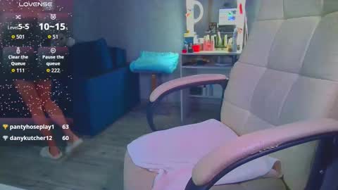 Ilona online show from 02-14-26, 08:00