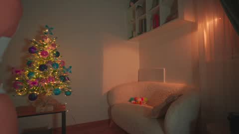 Snapshot of _protea chatting on 12-22-24, 05:01 Eva online show from 12-22-24, 05:01