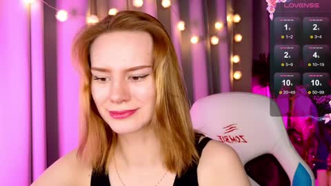 Snapshot of _ramona__ chatting on 01-16-25, 05:53 im Amy online show from 01-16-25, 05:53