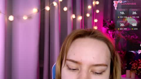 Snapshot of _ramona__ chatting on 01-27-25, 05:47 im Amy online show from 01-27-25, 05:47