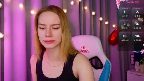 Snapshot of _ramona__ chatting on 02-03-25, 05:51 im Amy online show from 02-03-25, 05:51