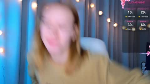 Snapshot of _ramona__ chatting on 02-05-25, 06:02 im Amy online show from 02-05-25, 06:02