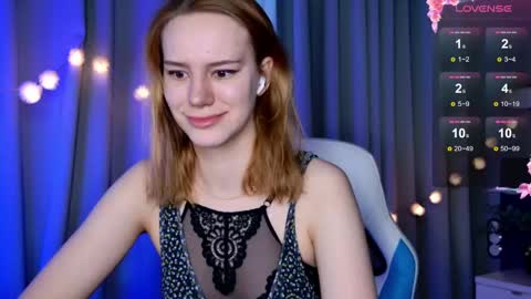 Snapshot of _ramona__ chatting on 02-20-25, 06:06 im Amy online show from 02-20-25, 06:06