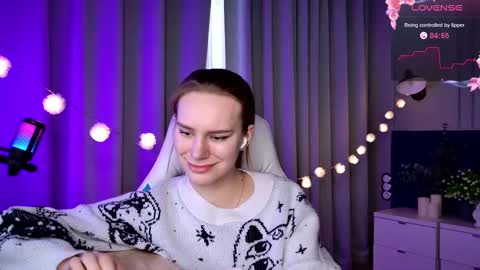 Snapshot of _ramona__ chatting on 03-02-25, 08:48 im Amy online show from 03-02-25, 08:48