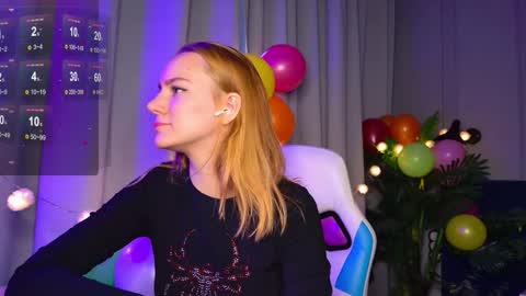 Snapshot of _ramona__ chatting on 10-07-25, 06:21 im Amy online show from 10-07-25, 06:21