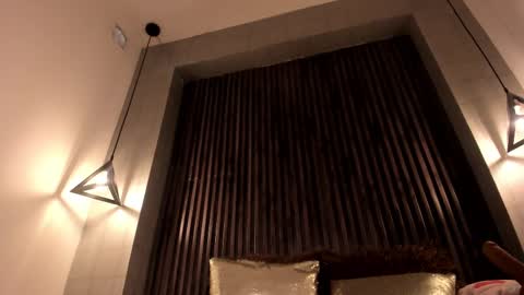 rebecca online show from 02-12-25, 08:07