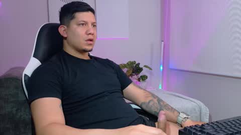 Roberto online show from 03-22-26, 12:19