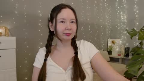 Snapshot of _rosie_cheeks_ chatting on 01-11-25, 07:38 See you online show from 01-11-25, 07:38