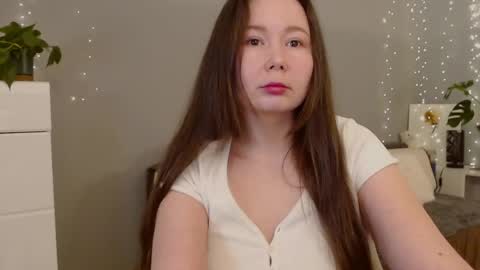 Snapshot of _rosie_cheeks_ chatting on 02-16-25, 06:10 See you online show from 02-16-25, 06:10