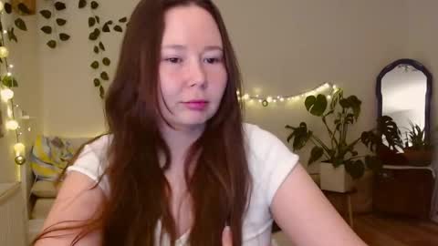 Snapshot of _rosie_cheeks_ chatting on 10-26-25, 08:04 See you online show from 10-26-25, 08:04