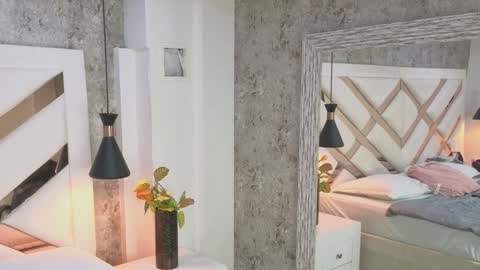 Snapshot of _saara_evans_ chatting on 10-18-25, 07:36 Sara online show from 10-18-25, 07:36