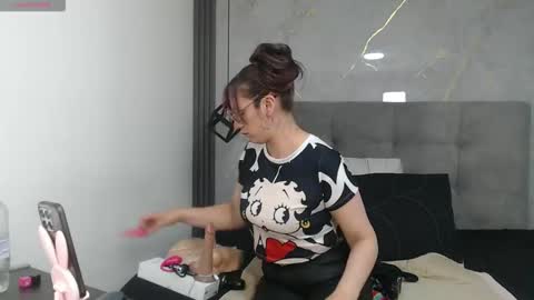 Samanta online show from 02-11-26, 08:14