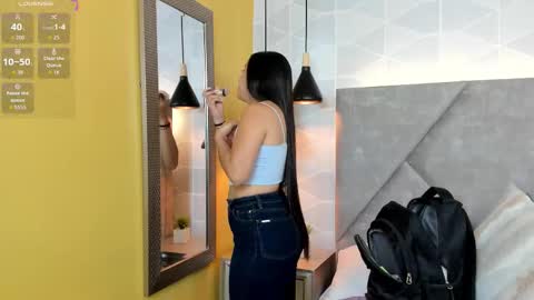 Antonella  online show from 12-17-25, 12:33