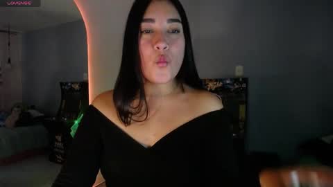 Snapshot of _santalove_ chatting on 04-18-26, 09:26 SantaLove online show from 04-18-26, 09:26
