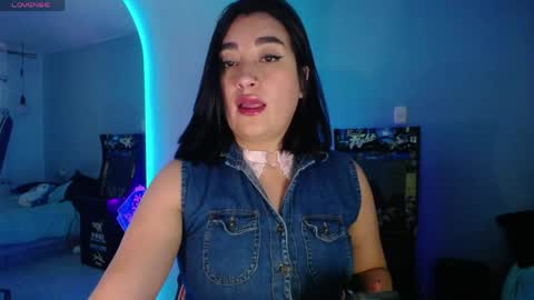 Snapshot of _santalove_ chatting on 05-14-26, 09:32 SantaLove online show from 05-14-26, 09:32