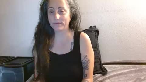 Sara Lynn online show from 05-13-26, 10:06