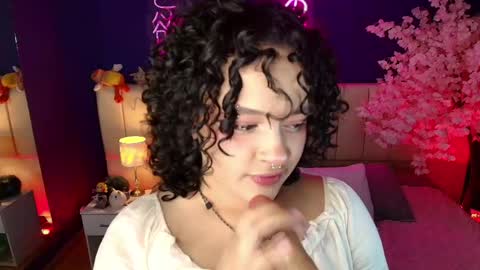 Sara online show from 05-20-26, 04:18