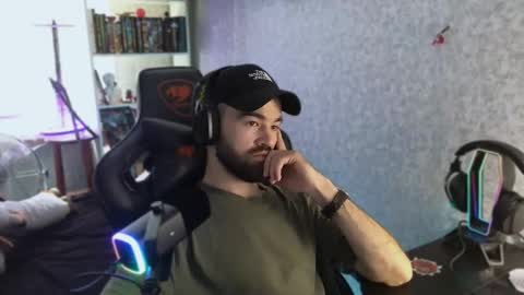 Ask me online show from 09-17-25, 10:06