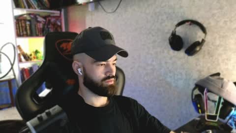 Ask me online show from 04-03-26, 09:29