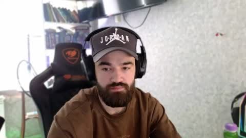 Ask me online show from 07-22-26, 10:40