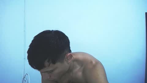 Juan Pablo-independent model online show from 12-01-25, 03:55